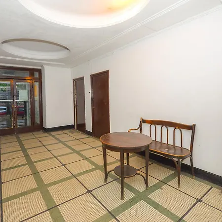 Leisure & Business Embassy Apartment