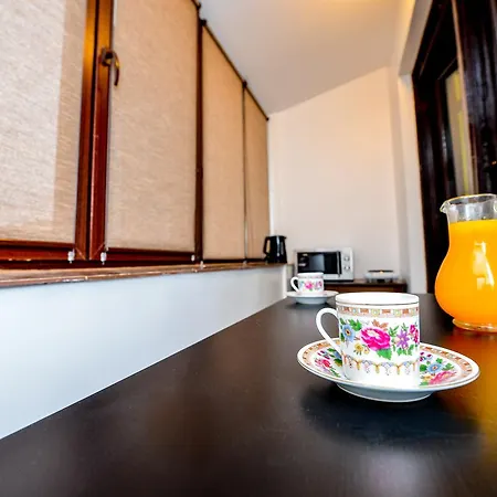Leisure & Business Embassy Apartment